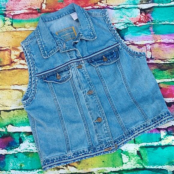 Vintage Liz Claiborne Denim Vest Western Embroidered Trim Preppy size Medium - Picture 1 of 16